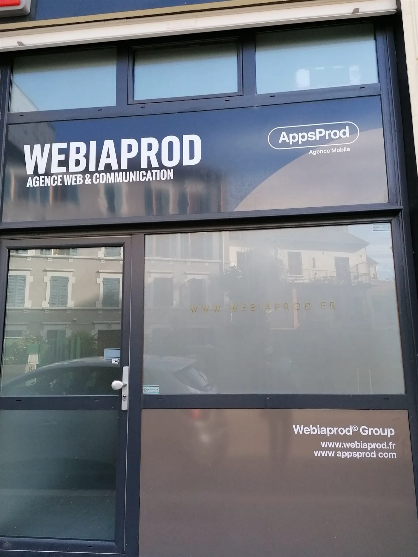 La façade de l'agence WEBIAPROD à Grenoble